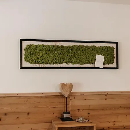 Happy Hotel
