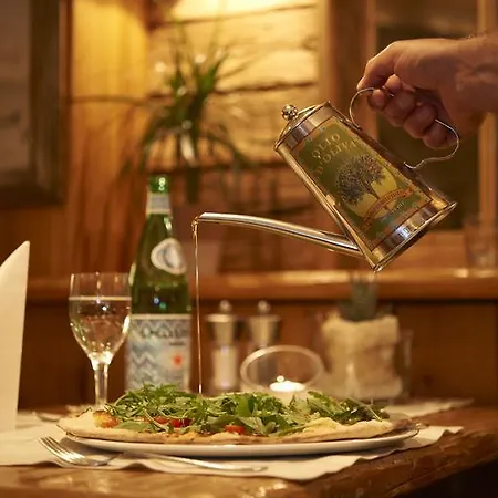 快乐费尔兹姆斯酒店 4* 费尔兹姆斯