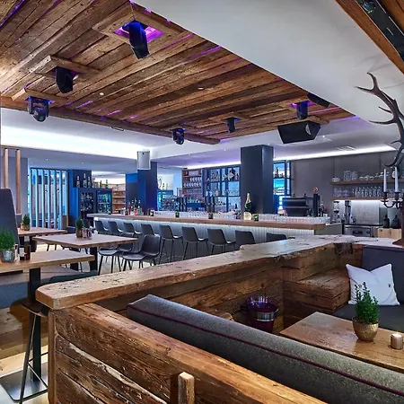 快乐费尔兹姆斯酒店